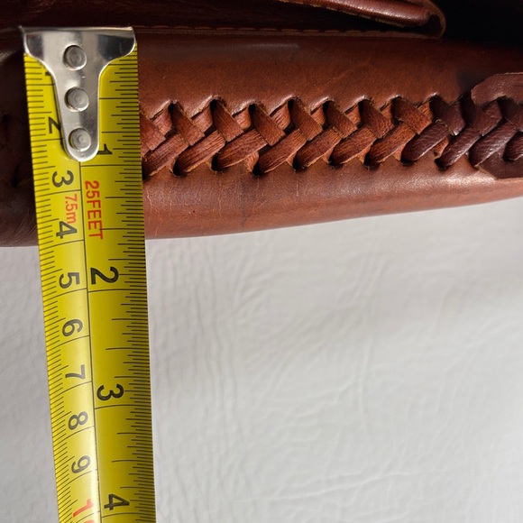 Classic Brown Leather Crossbody - Picture 11 of 11